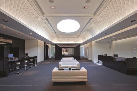 Net-a-Porter, Westfield London